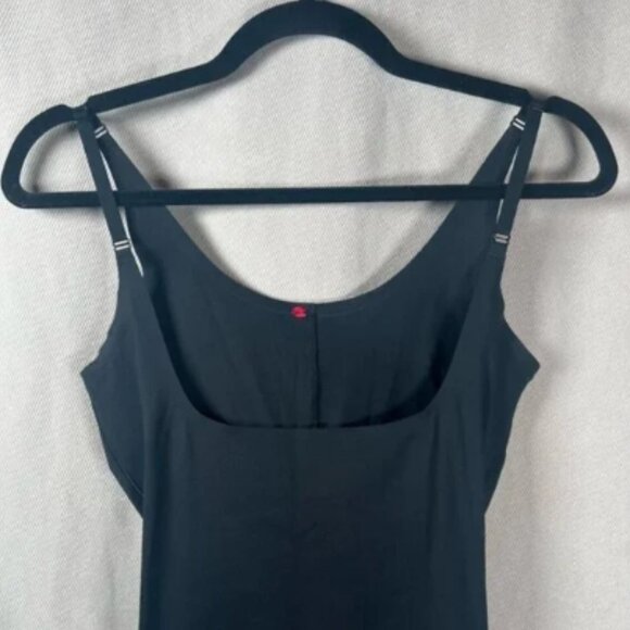 Spanx OnCore Sculpting Open-Bust Mid-Thigh Bodysuit - Medium in 'Very Black' - Picture 9 of 12